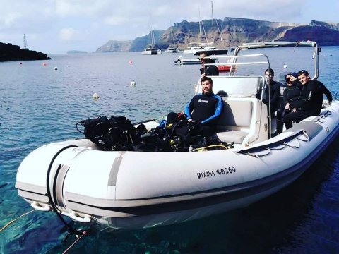 Try Scuba Diving Santorini καταδυσεις Greece Atlantis Discover center.jpg12