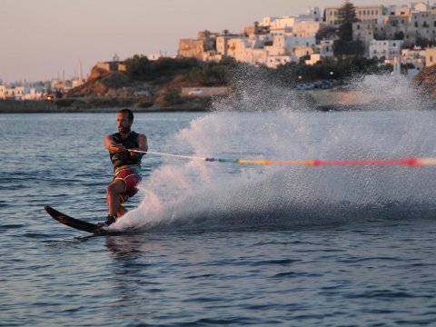 Water ski-wakeboard-naxos-greece-wakeskate-kneeboard.jpg5