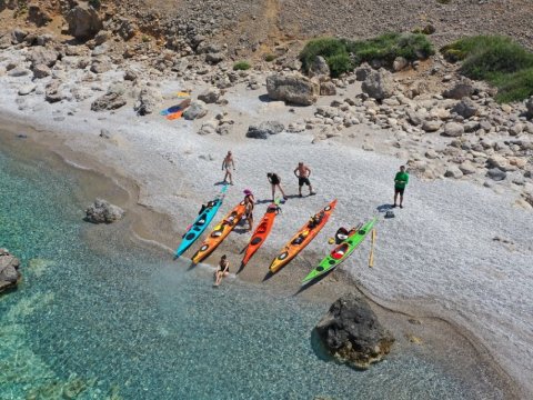 sea-kayak-crete-sfakia-loutro-greece-creta.jpg12