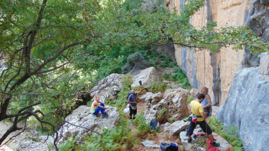 ikaria climbing bouldering festi2