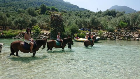 horse riding River Acheron ιππασία  ποταμοσ  Greece αλογα