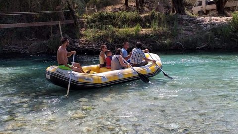 Rafting River Acheron Greece axerontas ποταμος 