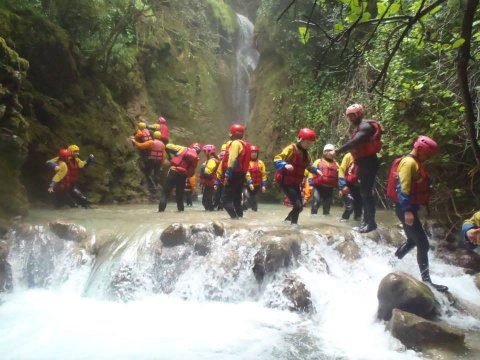 alpine zone arachtos river rafting greece ραφτινκγ αραχθος ποταμοσ