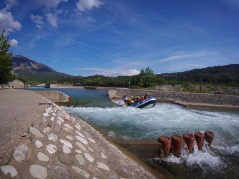 Rafting House evinos river greece εβινος ποταμος ελλαδα.jpg4