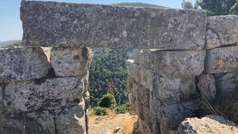 Uncharted Escapes parnitha 4x4 safari tour greece athens αθηνα παρνηθα.jpg1.jpg4.jpg5