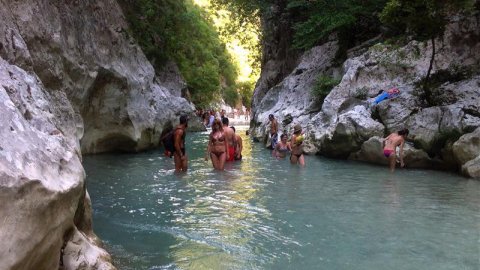 Hiking–Kayaking at the Acheron River canyon greece into the wild preveza.jpg6