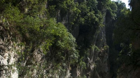 Hiking–Kayaking at the Acheron River canyon greece into the wild preveza.jpg1