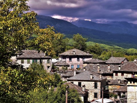 zagori hiking vitsa village πεζοπορια ζαγορι βιτσα Compass Adventures Greece.jpg2