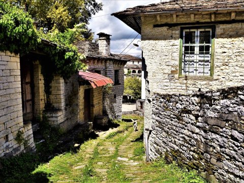 zagori hiking vitsa village πεζοπορια ζαγορι βιτσα Compass Adventures Greece
