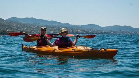 sea kayak kalamata greece.jpg11