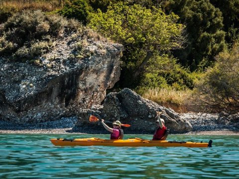 sea kayak kalamata greece.jpg4