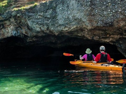 sea kayak kalamata greece.jpg1