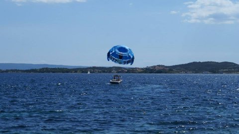 Water Sports Centre Roda parasailing chalkidiki greece