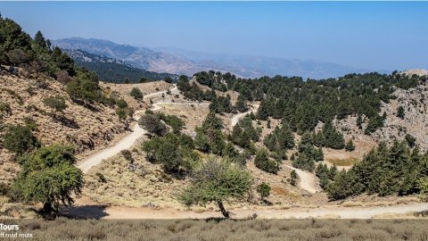 chania 4x4 jeep safari tours greece Shepherd's Hut Lefka Ori Mountain.jpg8