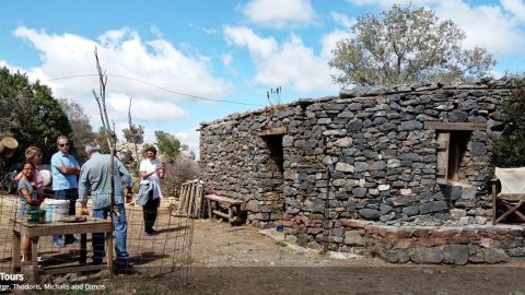 chania 4x4 jeep safari tours greece Shepherd's Hut Lefka Ori Mountain.jpg5
