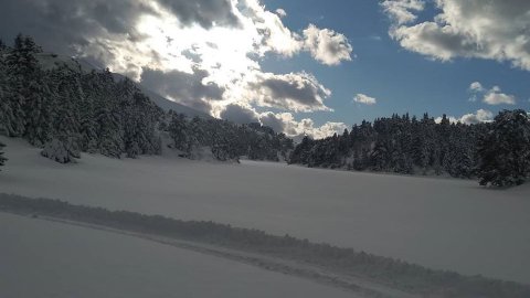 Snow Buggy Tour explore Ziria Mountain sci center greece lake dasiou.jpg2.λιμνη δασιου.jpg2