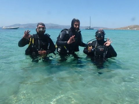 Discover Scuba Diving Blue Fin Greece Naxos Divers Καταδυσεις.jpg11