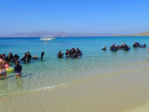 Discover Scuba Diving Blue Fin Greece Naxos Divers Καταδυσεις.jpg3