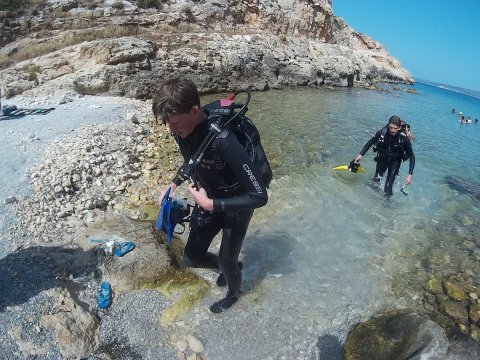 Discover Scuba Diving Almyrida omega καταδυσεις Chania Greece.jpg5