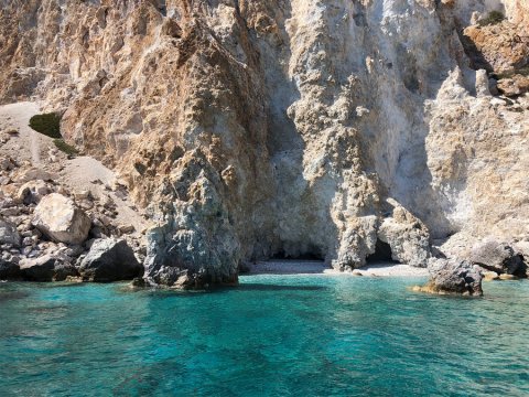 Private Boat Tour Folegandros sea Greece σκαφοσ 6 (5)