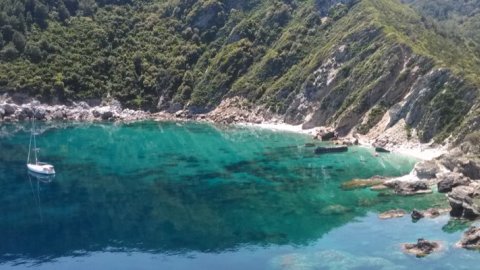 Boat Cruise & Snorkeling Skopelos σκαφος Greece