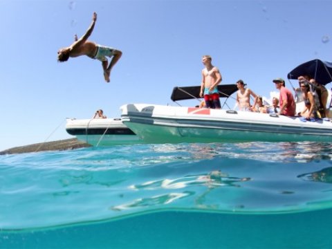 Snorkeling with Boat Lefkada Greece Lefkas (1)