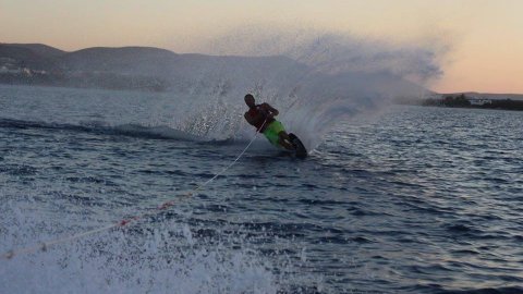 Waterski Wakeboard Wakesurf Paros awake Greece.jpg8