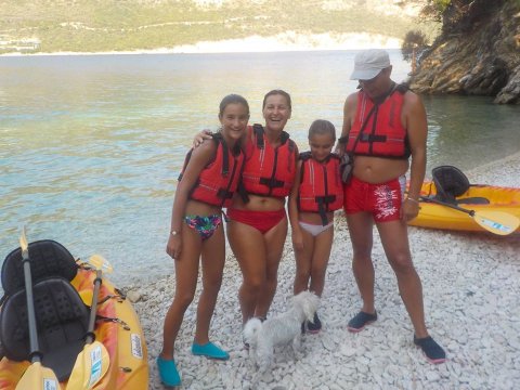 Sea Kayak Tour Lefkada periplus Greece mikros gialos meganisi.jpg7