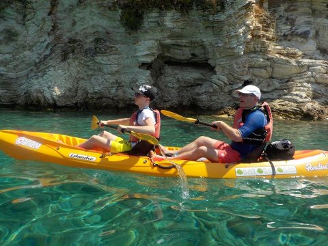 Sea Kayak Tour Lefkada periplus Greece mikros gialos meganisi.jpg6