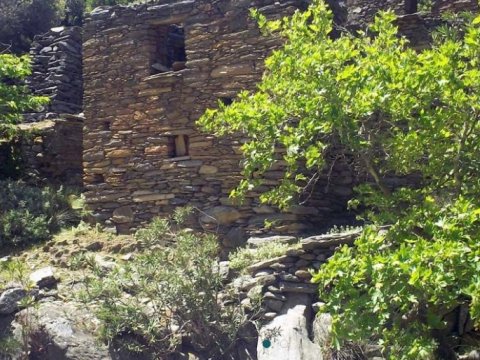 Hiking Andros Watermills Frousseoi Greece πεζοπορια.jpg5