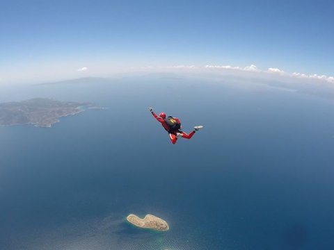 Skydive Attica Athens Tandem Jump Greece Parachute ελευθερη πτωση.jpg8