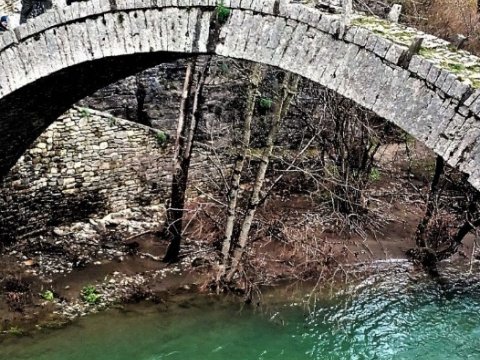 Hiking Tour  Stone Village Zagori Greece