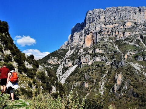 Hiking Tour Vikos Canyon Πεζοπορια Greece.jpg2
