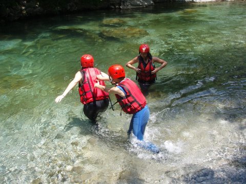 voidomatis rafting  Greece Alpine Zone aristi.jpg4