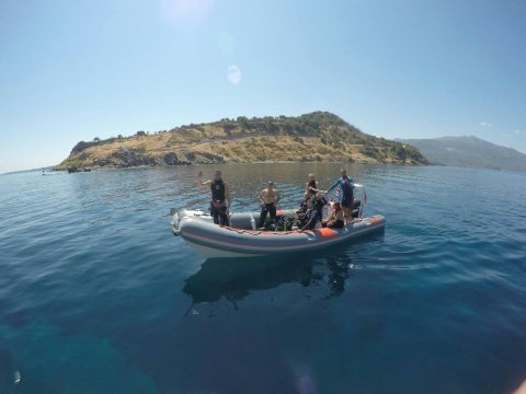 Lesvos Discover scuba diving center Greece καταδυσεις.jpg3