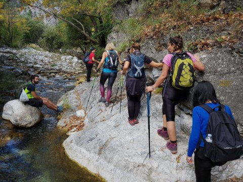 Hiking Kounoupitsa waterfall Pozar thermal springs Greece Green Oliver Πεζοπορια (2)