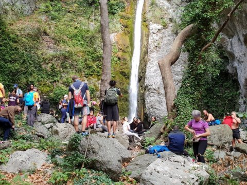 Hiking Kounoupitsa waterfall Pozar thermal springs Greece Green Oliver Πεζοπορια (4)