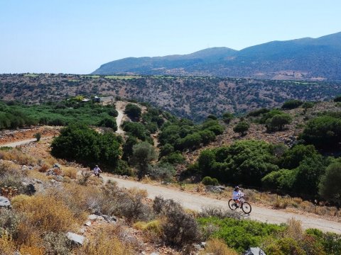 e mountain bike tour crete heraklion Greece ποδηλατα cycling ποδηλατα analipsi bicycle