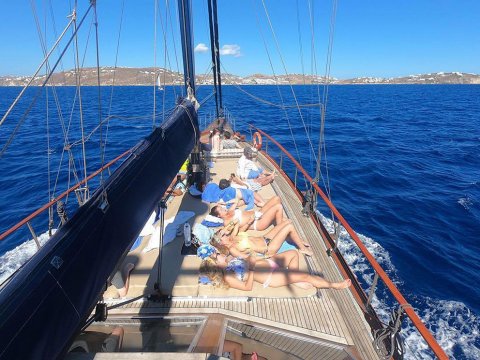 sailing-mykonos-greece-tour-ιστιοπλοια-trip (10)