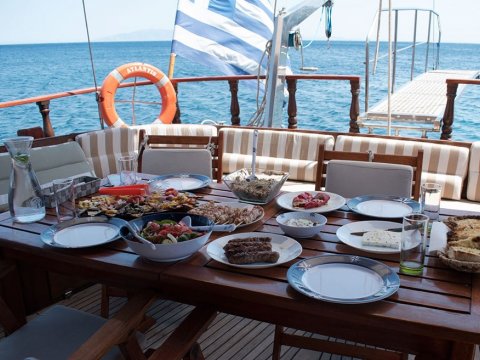 sailing-mykonos-greece-tour-ιστιοπλοια-trip (2)