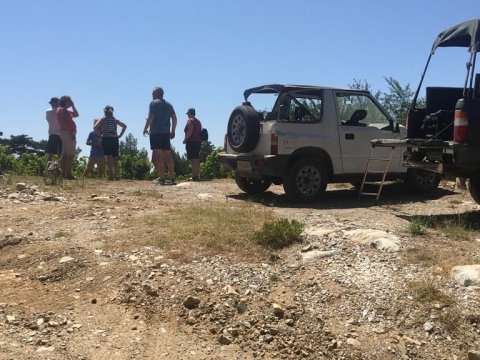 4x4-jeep-safari-samos-off-road-greece-tour-trip