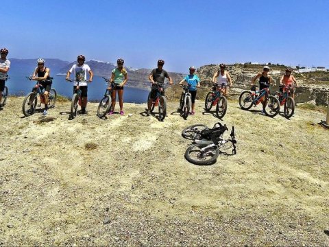 santorini-mountain-e-bike-tour-bicycle-greece-ποδηλατα-cycling-ποδηλασια.jpg2