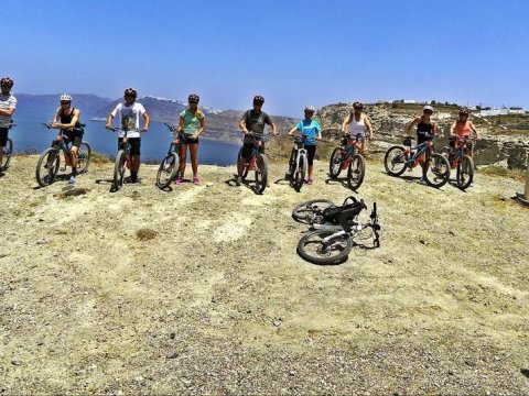 santorini-mountain-e-bike-tour-bicycle-greece-ποδηλατα-cycling-ποδηλασια.jpg2
