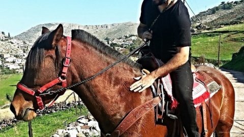 horse-riding-hydra-greece-center-ιππασια-αλογα-υδρα.jpg2