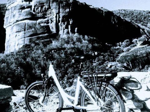 meteora-e-bike-mountain-electric-tour-greece-ποδηλασία-ποδηλατα.jpg10
