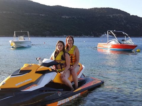 jet-ski-kefalonia-greece-antisamos