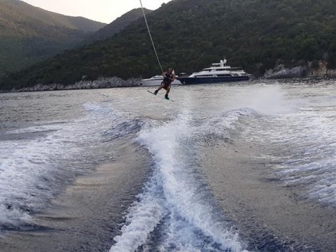 water-ski-wakeboard-kefalonia-greece-antisamos.jpg3