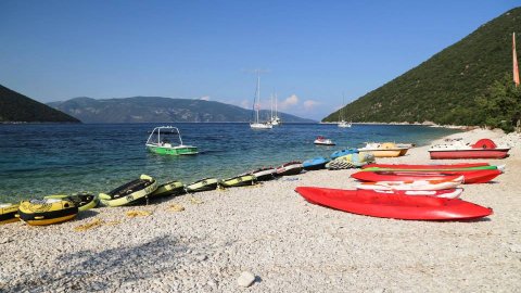 canoe-kayak-kefalonia-greece-antisamos.jpg3
