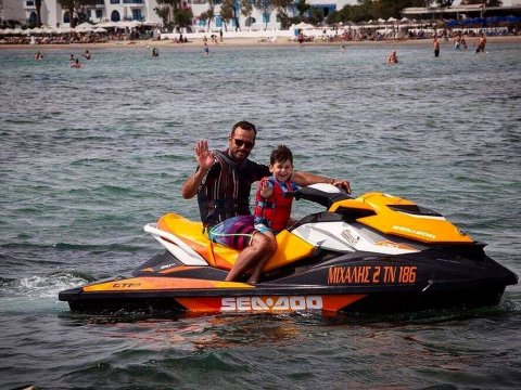 jet-ski-naxos-greece.jpg7