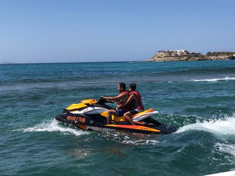 jet-ski-naxos-greece.jpg3